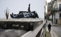 Banksy’den Londra’da yeni mural: Konut krizine gönderme