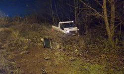 Bursa’da kontrolden çıkan kamyonet bariyerleri kopardı