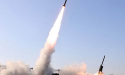 Kuzey Kore, Doğu Denizi’ne 10 balistik füze fırlattı