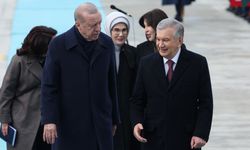 Erdoğan, Özbek mevkidaşı Mirziyoyev’i törenle karşıladı