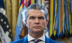 Hegseth: Karakas’a 200 askerle girip Maduro’yu aldık