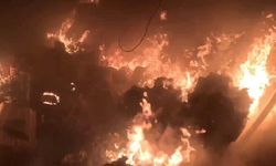 Diyarbakır'da itfaiye erinin kask kamerası yangını kaydetti