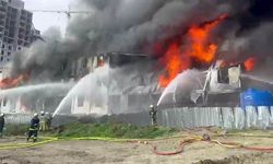 Esenyurt’ta inşaat alanında konteyner yangını