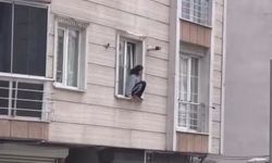 Eşinin şiddetinden kurtulmak için camdan atladı
