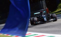 Formula 1'de  mavi bayrak ne anlama geliyor?