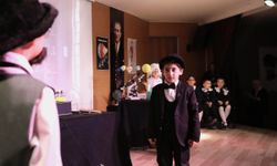 Keçiören’de miniklerden “Bilimin Işığında” tiyatro gösterisi