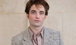 Robert Pattinson’dan Türk şarkıcı Nilüfer Yanya’ya övgü