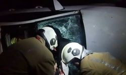 Hatay'da takla atan otomobil sürücüsü tarlaya uçtu