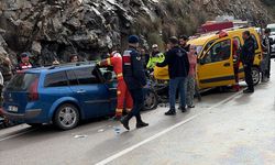 Fethiye'de trafik kazasında 1'i ağır 7 kişi yaralandı