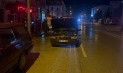 Eskişehir'de arabanın motor kısmını alev aldı