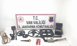 Van’da tarihi eser kaçakçıları yakayı ele verdi