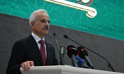 Bakan Uraloğlu: 15 yaş altına sosyal medya yasağı geliyor