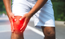 Bacak çekmesinin altındaki sebep nedir?