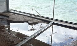 Bodrum’da fırtına sahili vurdu: İşletmelerde ağır hasar oluştu