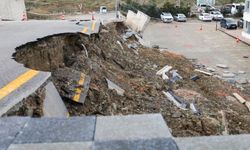 Etimesgut Bağlıca 1305. Sokak’ta asfalt çöktü