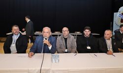 Kamyoncular Odası’nda Metin Özel yeniden başkan seçildi