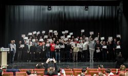 Çankaya’da AÇEV iş birliğiyle 60 baba sertifikasını aldı