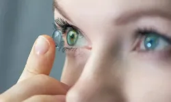 Oruçluyken lens kullanmak orucu bozar mı?