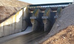 Malatya Sultansuyu Barajı’nda kapak açıldı