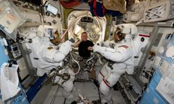 Astronotlar uzayda ilk kez akıllı telefon kullanacak