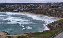 Şile Sahili’nde fırtına ve dev dalgalar görüntülendi