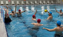 Sincan’da kurumlar arası su topu heyecanı