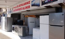 Mersin’de yardım isteyen genç iş yerini soydu