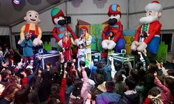 Kastamonu’da çocuklar müzikal gösterisiyle doyasıya eğlendi