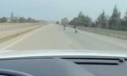 Bursa'da yüksek hızda motosiklet üzerine uzandılar