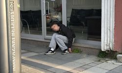 Adapazarı'nda genç, sokak ortasında kendinden geçti