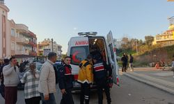Manavgat’ta motosiklet ile otomobil çarpıştı: 3 yaralı