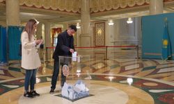 Kazakistan yeni anayasa için referanduma gitti