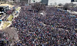 ABD’de “No Kings” eylemleri milyonları sokağa döktü