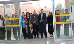 Kadın sanatçılardan Dünya Kadınlar Günü Sergisi