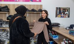 Mersin'de 24 bin çocuk ücretsiz kıyafetle buluştu