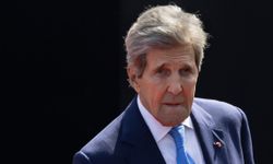 Kerry’den Trump’a eleştiri: Netanyahu’nun planını kabul etti