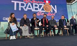 “Taşacak Bu Deniz” oyuncularına Başkentlilerden büyük ilgi