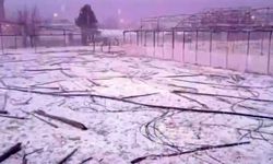 Mersin’in yüksek kesimlerinde dolu yağışı etkili oldu