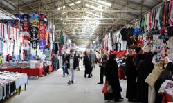 Karasu’da pazarcı esnafı tapu bekliyor