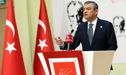 Özel yeniden CHP Grup Başkanı seçildi