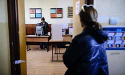 Bulgaristan’da sandıktan Radev’in partisi birinci çıktı