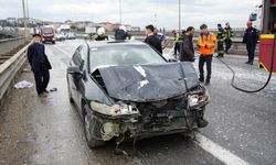 Kocaeli geçişinde 7 araç birbirine girdi