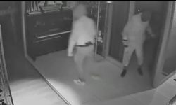 Kasa hırsızları kameraya takıldı, plakada yakalandı