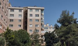 Bahçelievler’de bir şahıs eşine bıçakla saldırdı