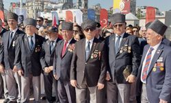 Taksim’de 19 Mayıs töreni düzenlendi