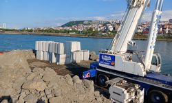 Faroz Limanı dev dalgalara karşı güçlendiriliyor