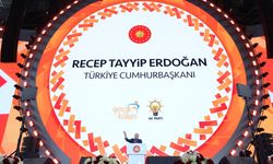Erdoğan’dan gençlere: Siyasi emellere aparat olmayın