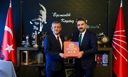 Halil İbrahim Yılmaz’dan Özgür Özel’e ziyaret