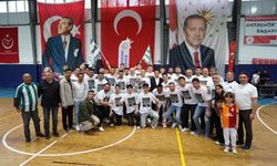Kızılcahamam’da Belediyespor şampiyon oldu
