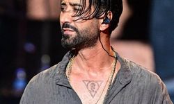 Tan Taşçı konserinde korku dolu anlar! Alev efekti yüzüne sıçradı